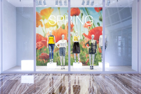  Wall and floor film installation from Avery Dennison 