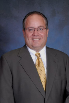 Direct mail printer uses toner and inkjet digital presses.